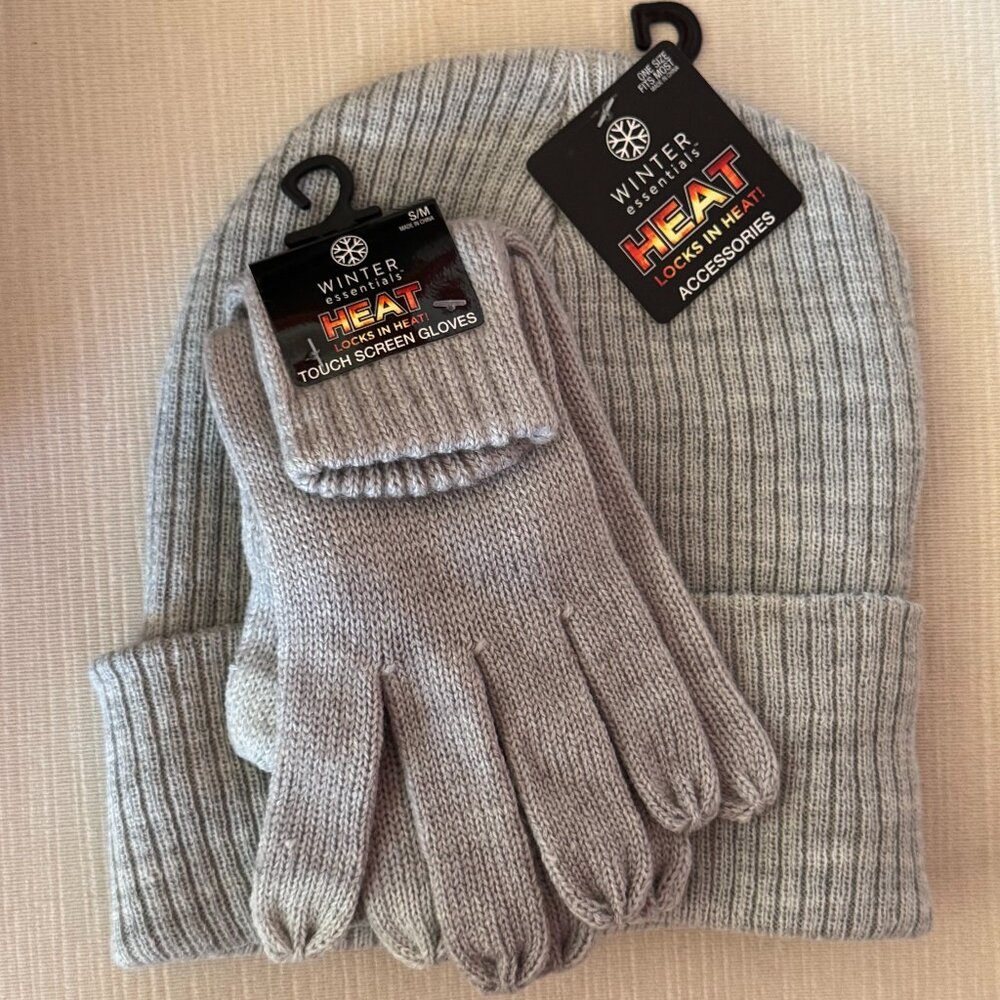 Winter Essentials Locks in Heat Cuff Hat Men's Knit Texting Gloves Set
